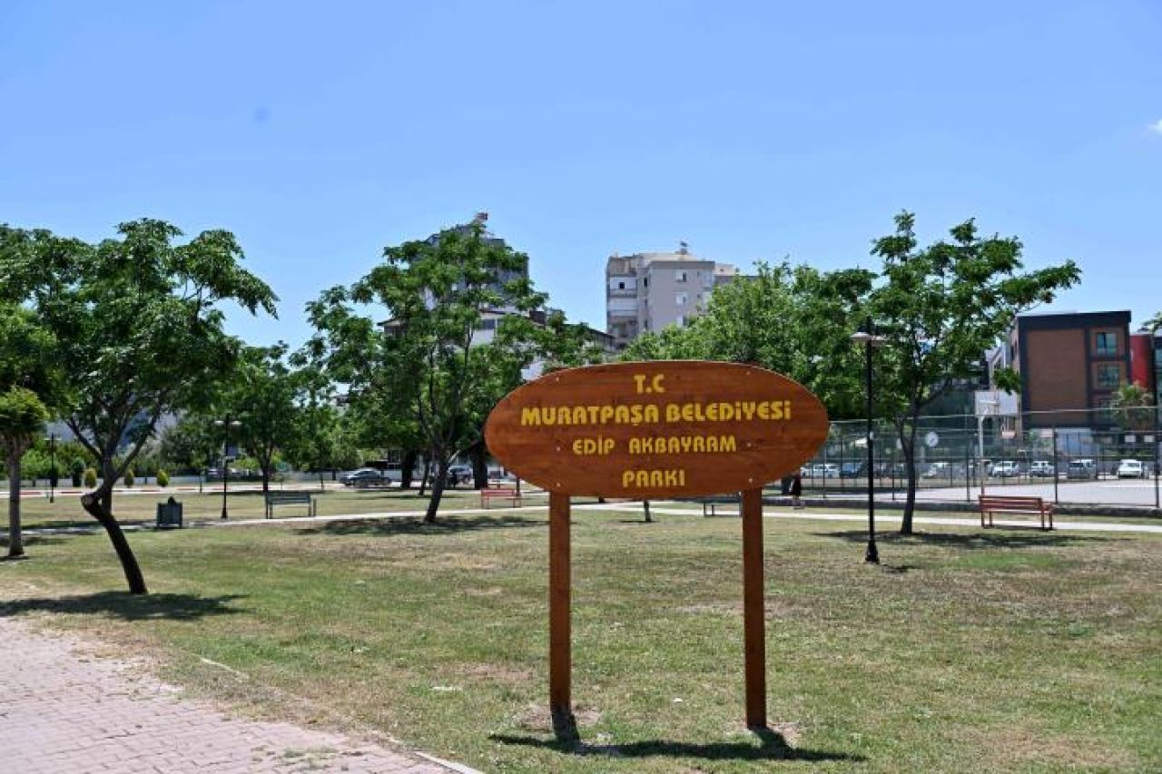 Usta sanatçıların isimleri Muratpaşa’da hayat buluyor