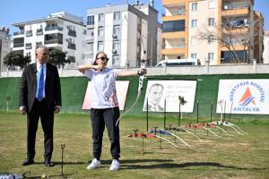 Muratpaşa Belediyesinde Hedef yeni Mete Gazoz’lar yetiştirmek