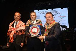 Vali Şahin: Köklerinden Kopmadan Büyüyen Bir Medeniyetin Temsilcileriyiz